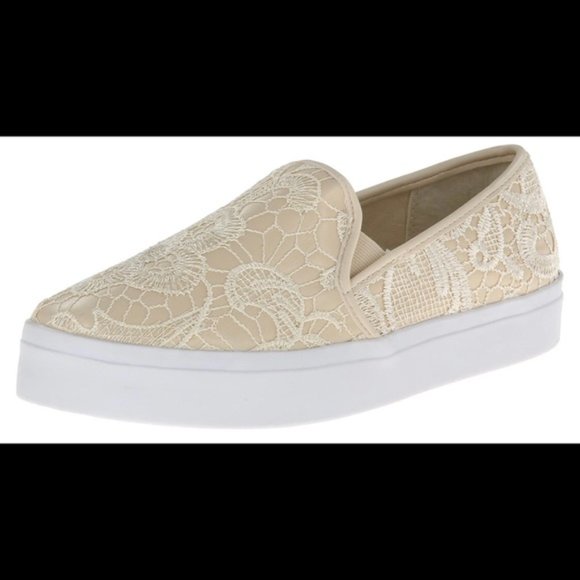 Volatile Women's Melanie Fashion Sneaker Size 8 - Picture 4 of 4